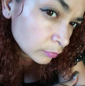 Meet your Posher, Norma